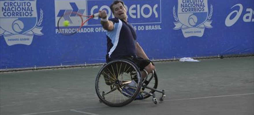 Carlos Santos é campeão de cadeirantes na Bahia