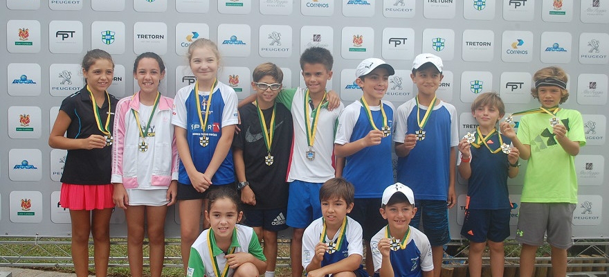 Circuito Nacional define campeões do Tênis Kids em Curitiba
