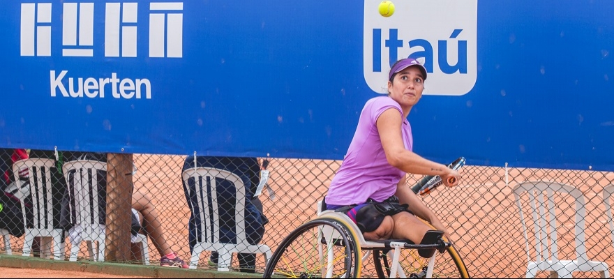 Natália rumo ao hexa na Copa Guga Kuerten cadeira de rodas