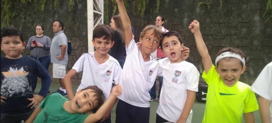Programa Jogue Tênis nas Escolas realiza Festival em São Paulo