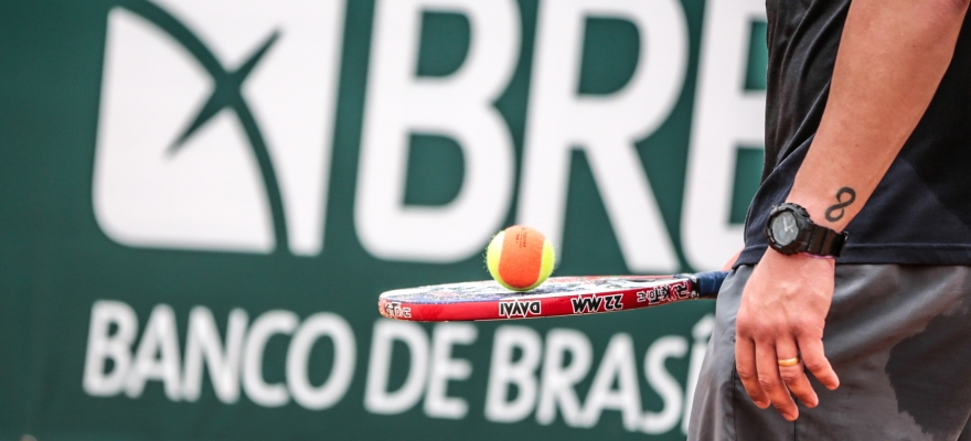 Com a presença de top-10 mundiais, Brasília (DF) recebe um dos maiores torneios de Beach Tennis do mundo nesta semana